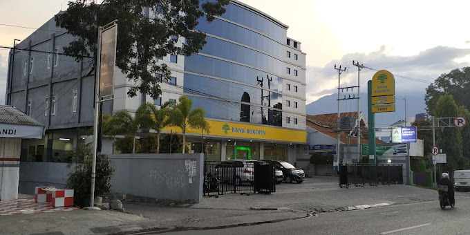PEMBANGUNAN GEDUNG BANK KB BUKOPIN